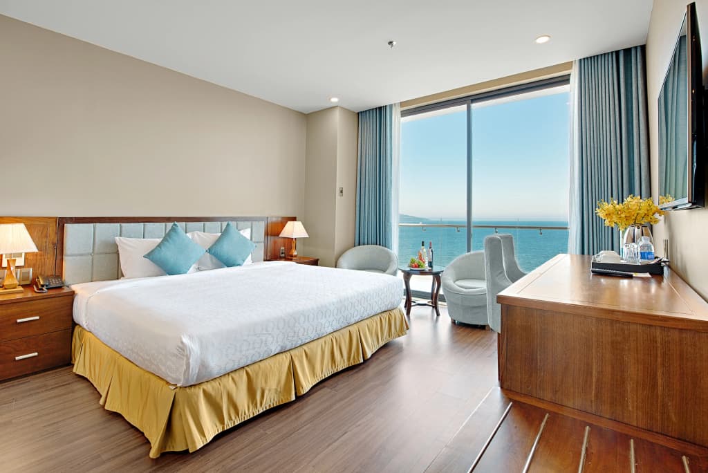 Yarra Ocean Suites Danang - photo 39