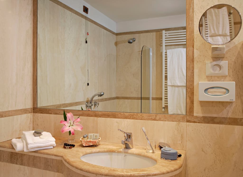 Kette Hotel - photo 7