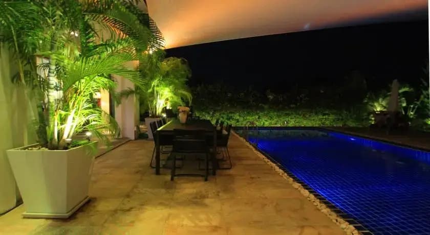Phu Montra Mansion - photo 2