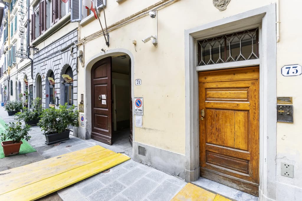 Faenza 73 in Firenze - main photo