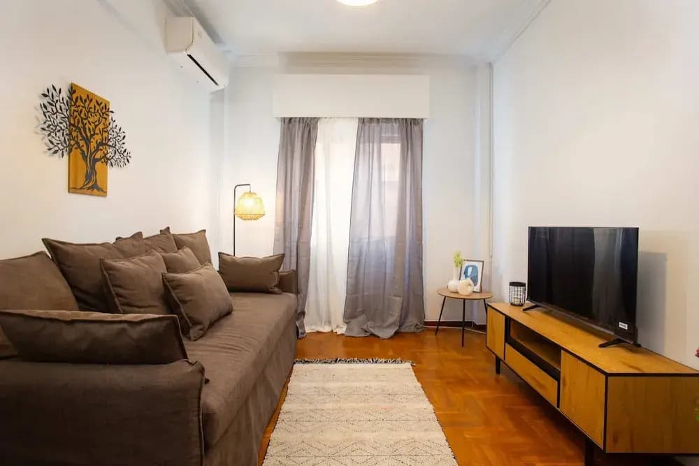 Central Athens Fully-equipped Getaway in Victoria - photo 3