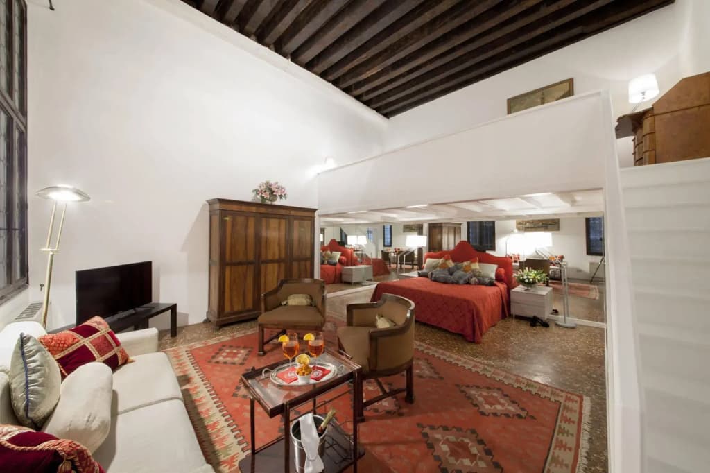 Benzon Apartments - photo 5
