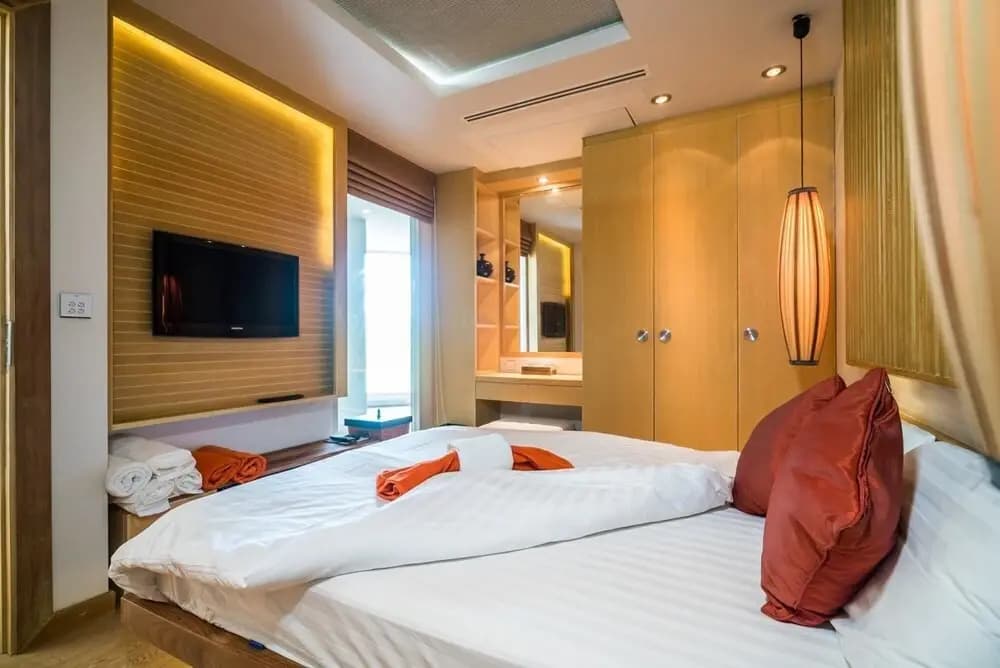 Beachfront Apartment - Walk in the Sand - photo 4