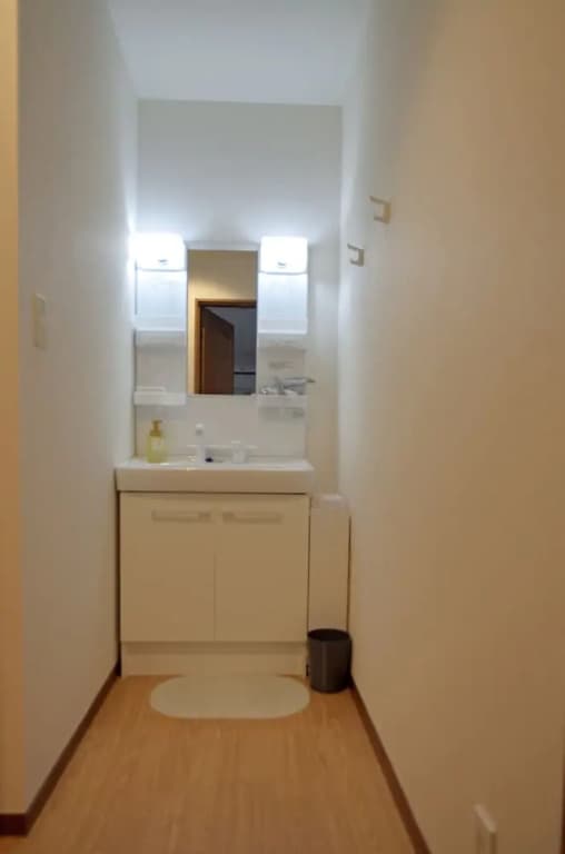 Nyoze House - photo 24