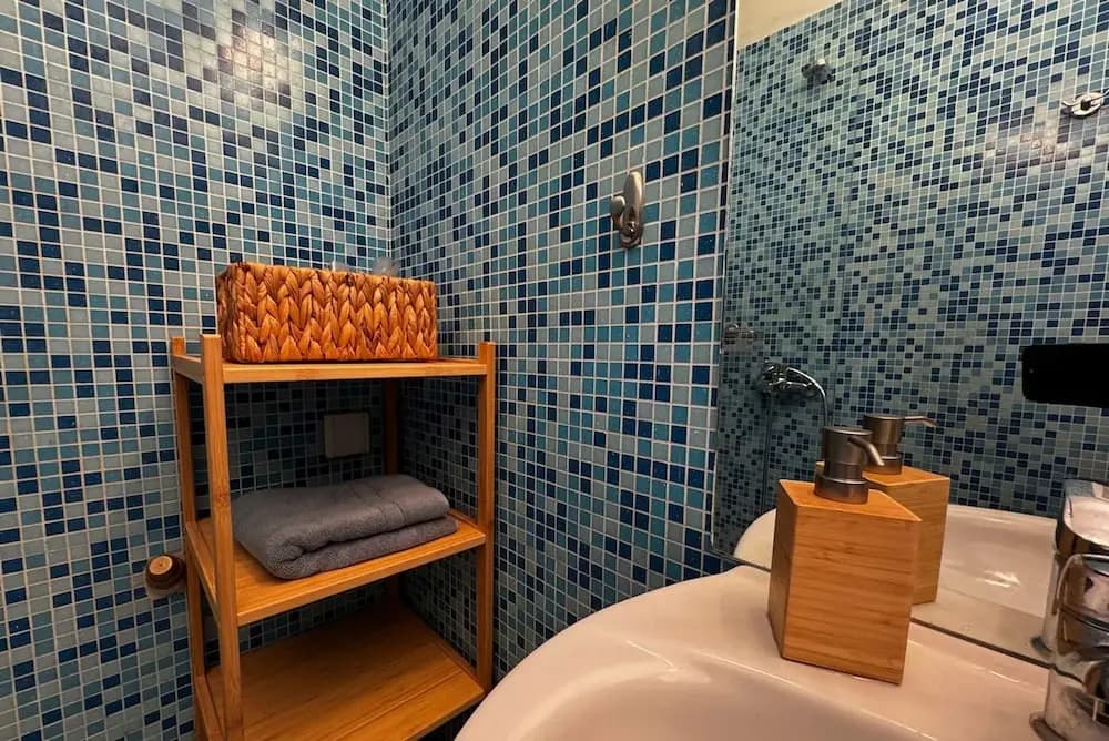 Modern Blue Retreat - photo 7