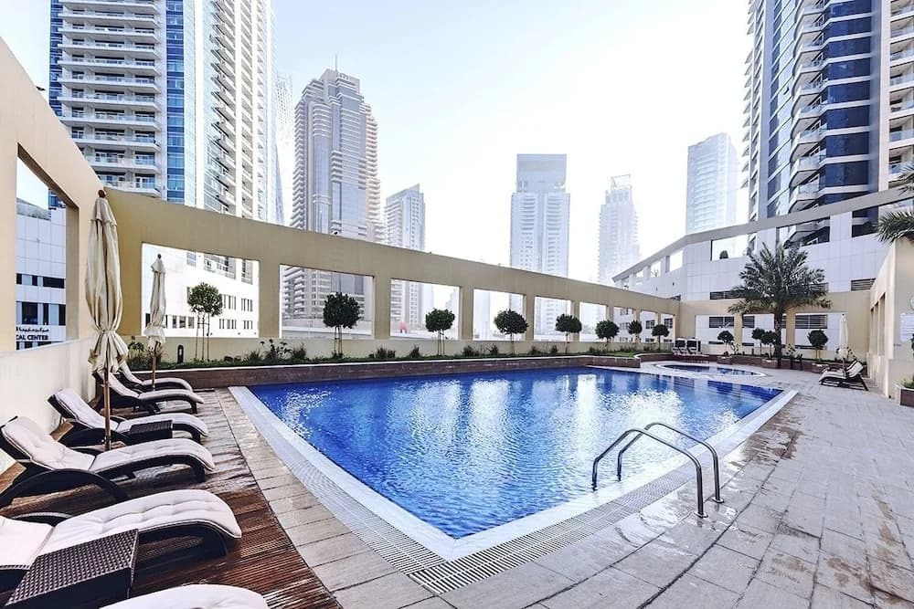 One Perfect Stay - Royal Oceanic Tower - photo 14