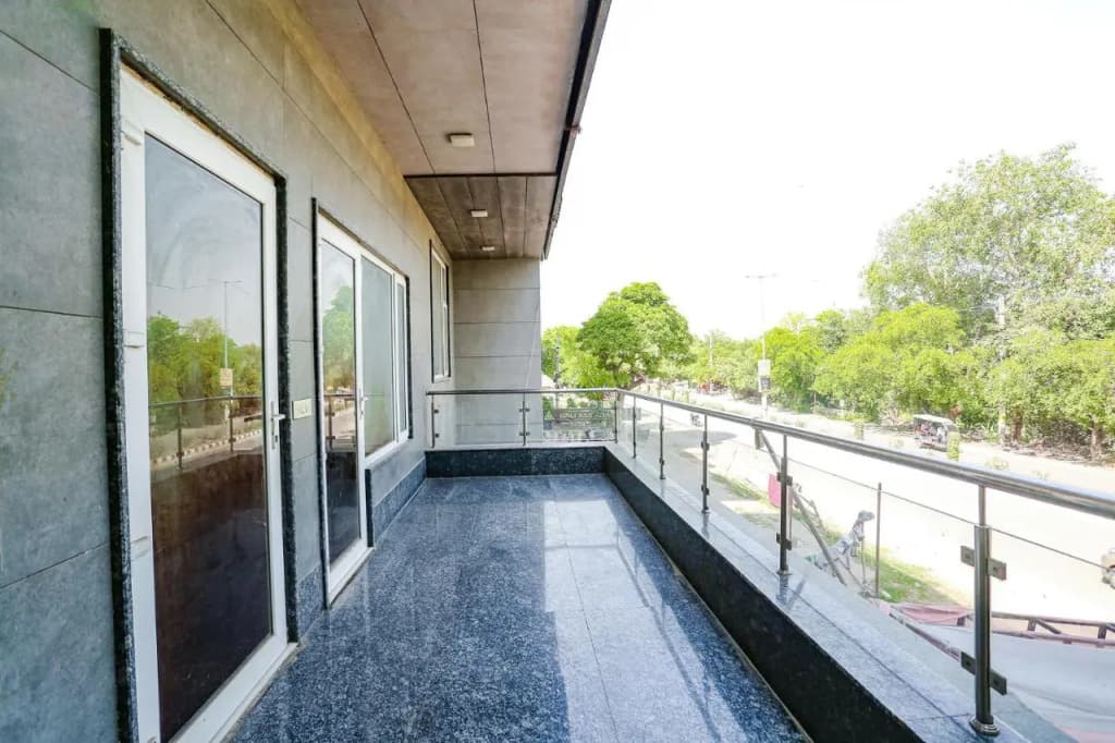 FabHotel F9 Rohini Sector 23 - photo 23
