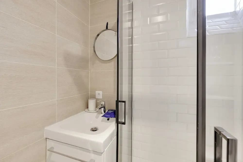 Cozy Studio 2P - Sacre Coeur - Batignolles - photo 7
