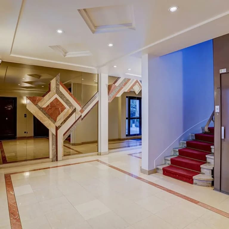 Bright Etoile Bright 2 bed Close to Eiffel Tower Arc the Triomphe et Champs Elysees - photo 10