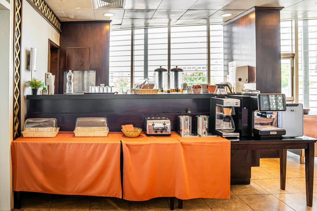 Kingsgate Hotel Doha by Millennium Hotels - photo 35