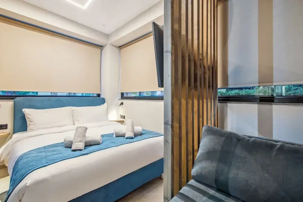 Mc Queen Boutique Apartments - photo 33