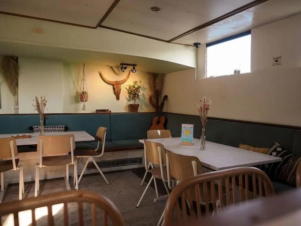 Flow Hostel - photo 15