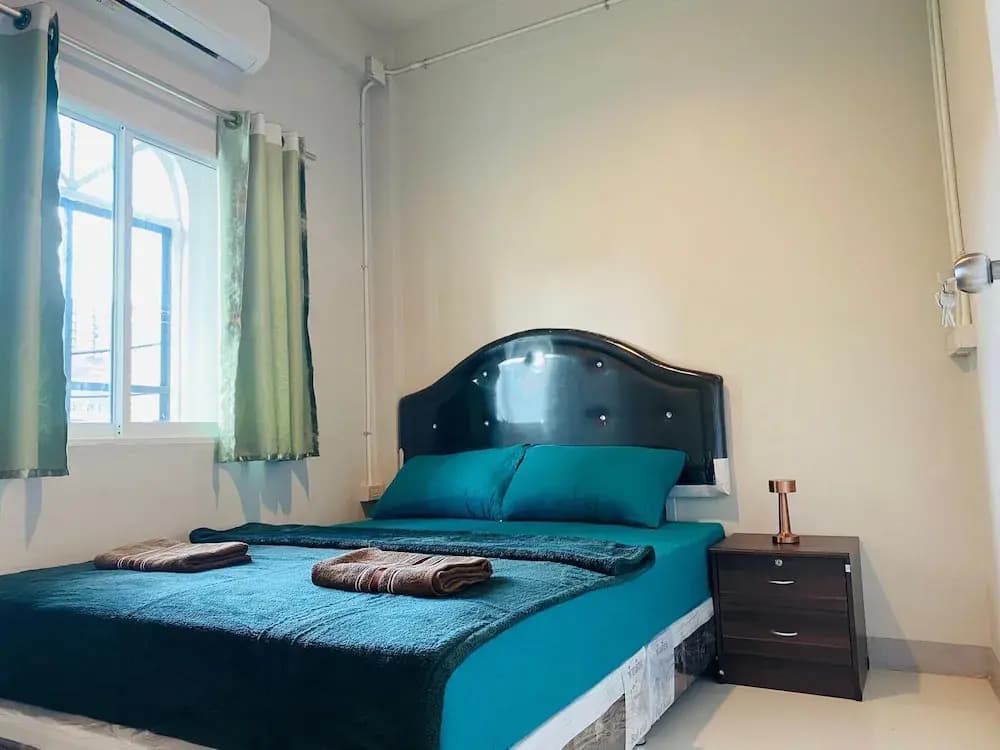 Lemon Tree Khaosan Hostel - photo 3