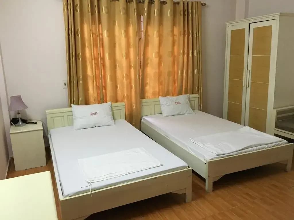 Amely Hotel - photo 1