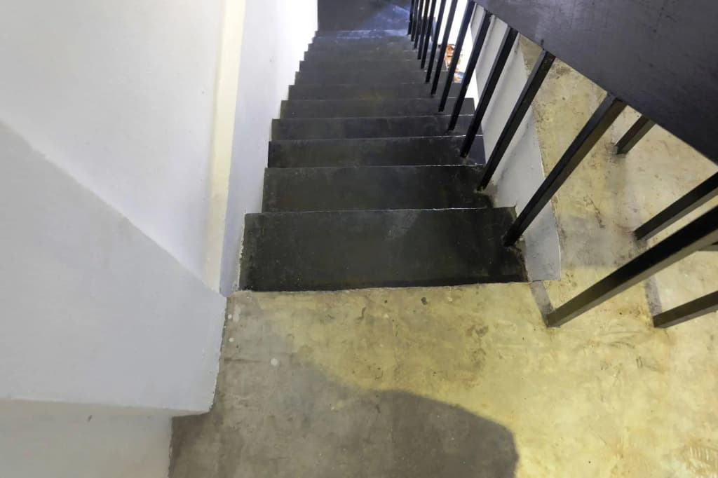 Seek Sleep Hostel - photo 11
