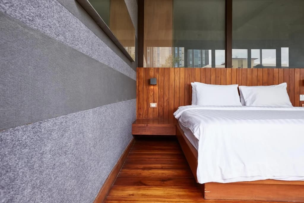 LUXX Langsuan Hotel - photo 5