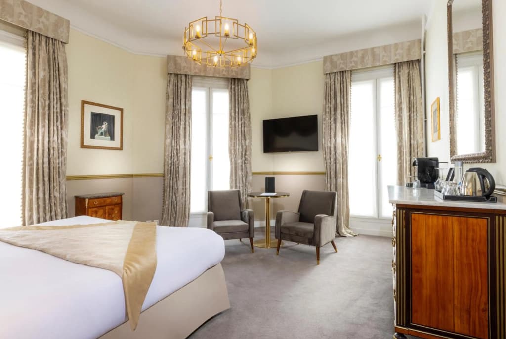 Hôtel Claridge - photo 23