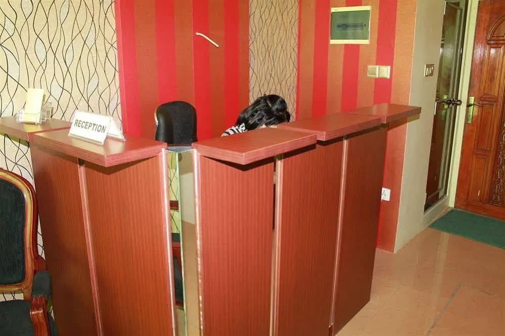 Hotel Pallazo - photo 12