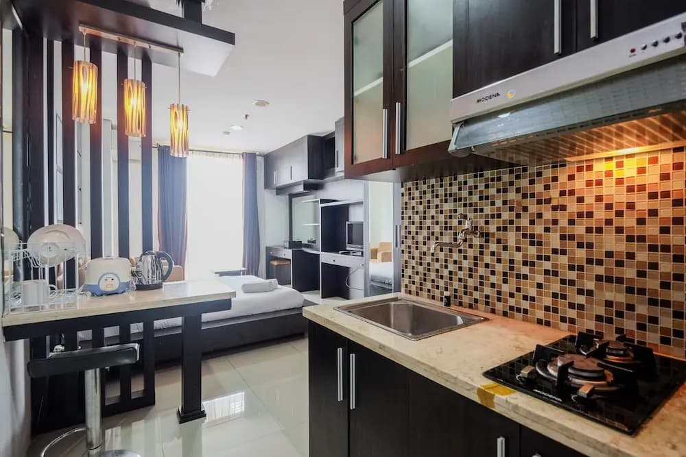 Relaxing Studio Apartment Mangga Dua Residence Near Itc Mall - photo 11