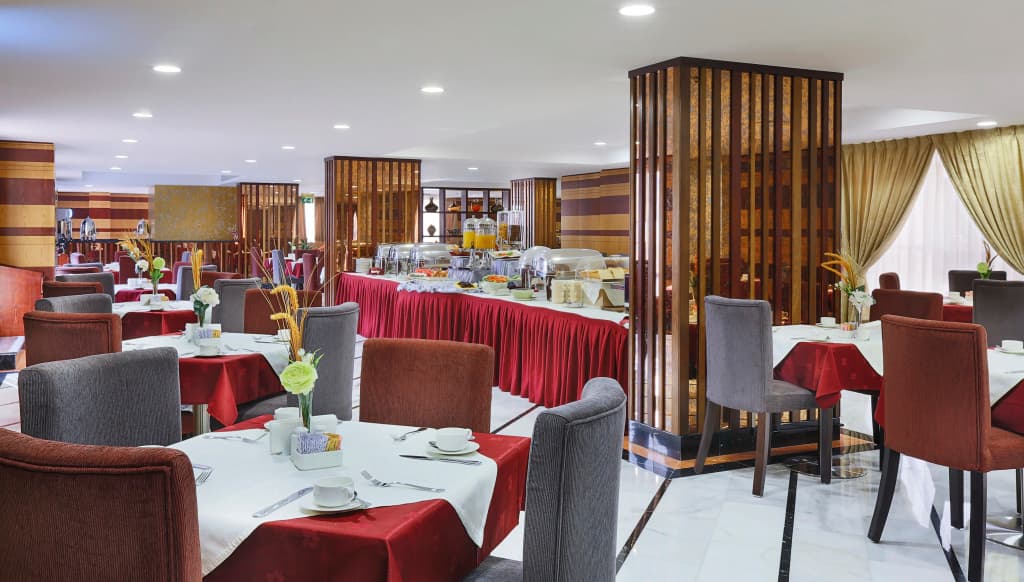 Gateway Hotel - photo 24