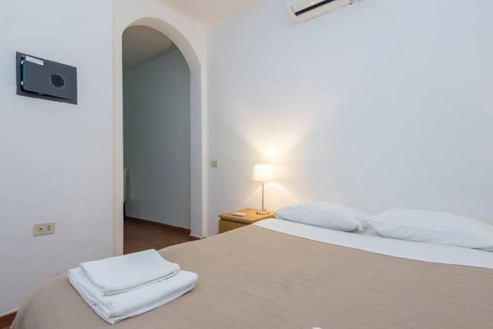 RSH Corso Two Bedroom Apartment - photo 42