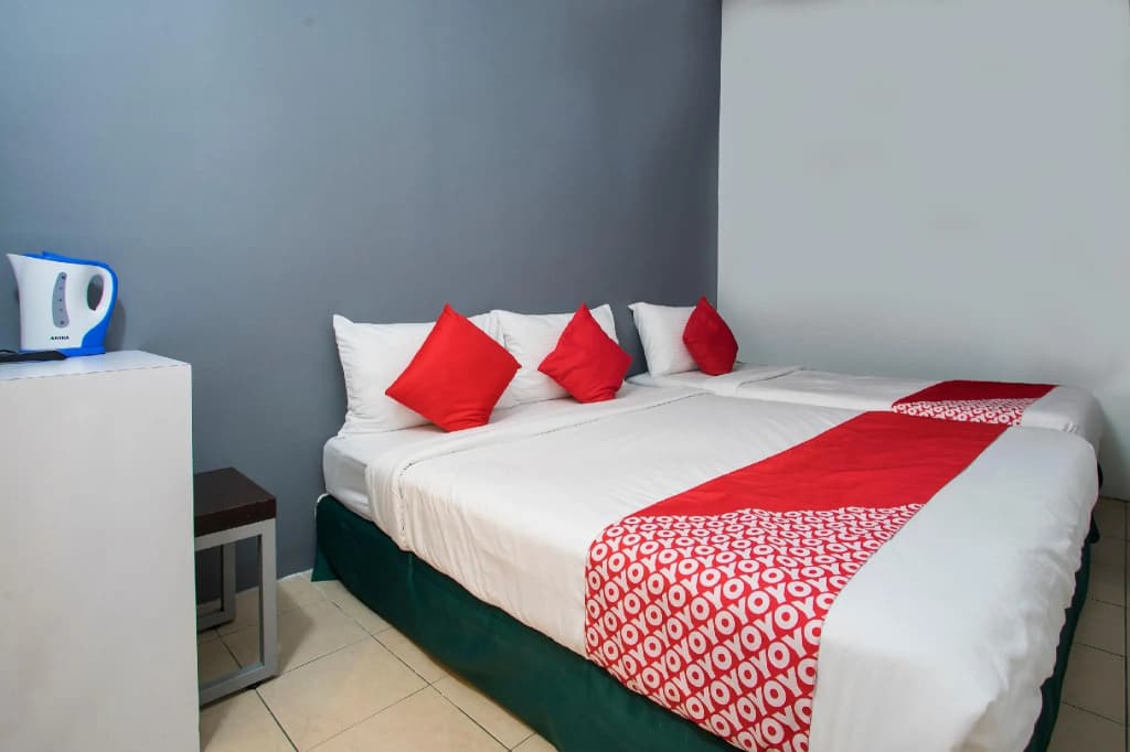 OYO 1003 Rich Calton Hotel - photo 4
