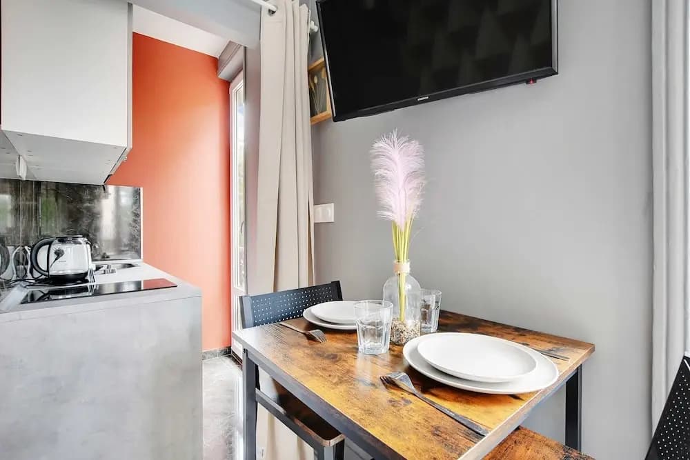Peaceful Studio - 2P -near the Canal Saint-martin - photo 9