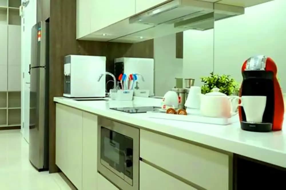 Swiss Garden Residence SS Suite - photo 20