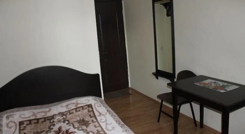 Leader Inn - photo 2