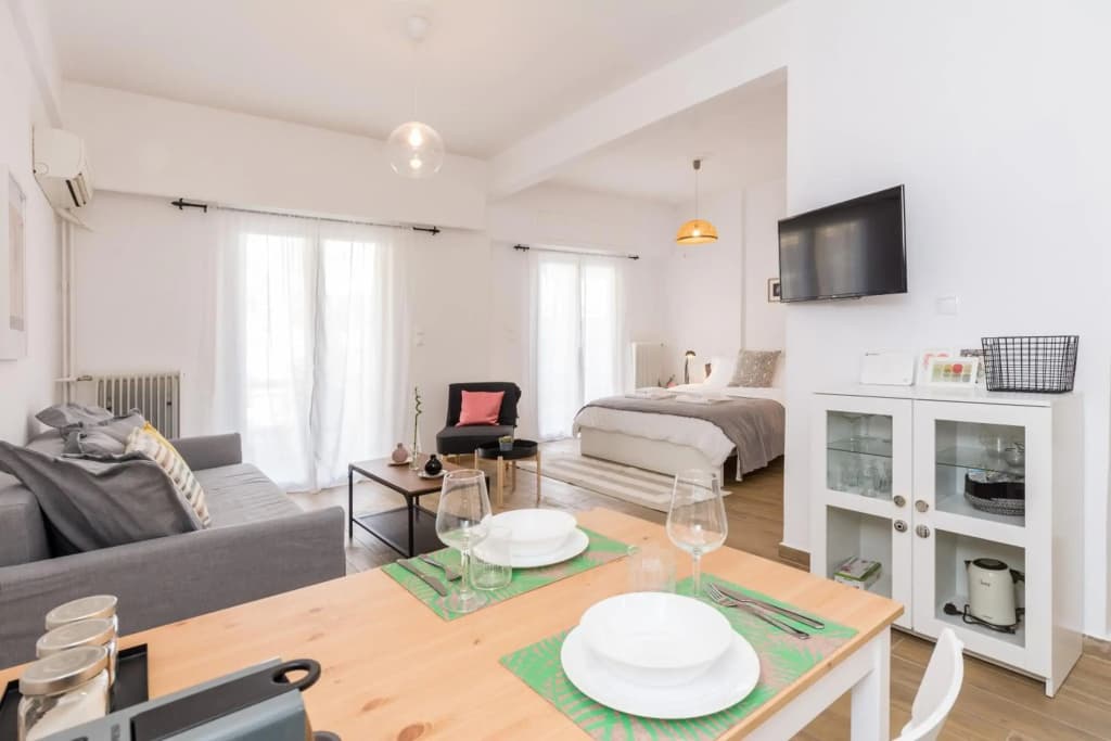 Wide Comfy Studio Apartment Centrally Located In Thissio - photo 5
