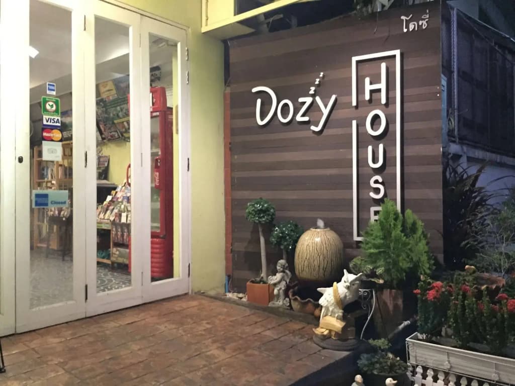 Dozy Lamoon House - photo 1