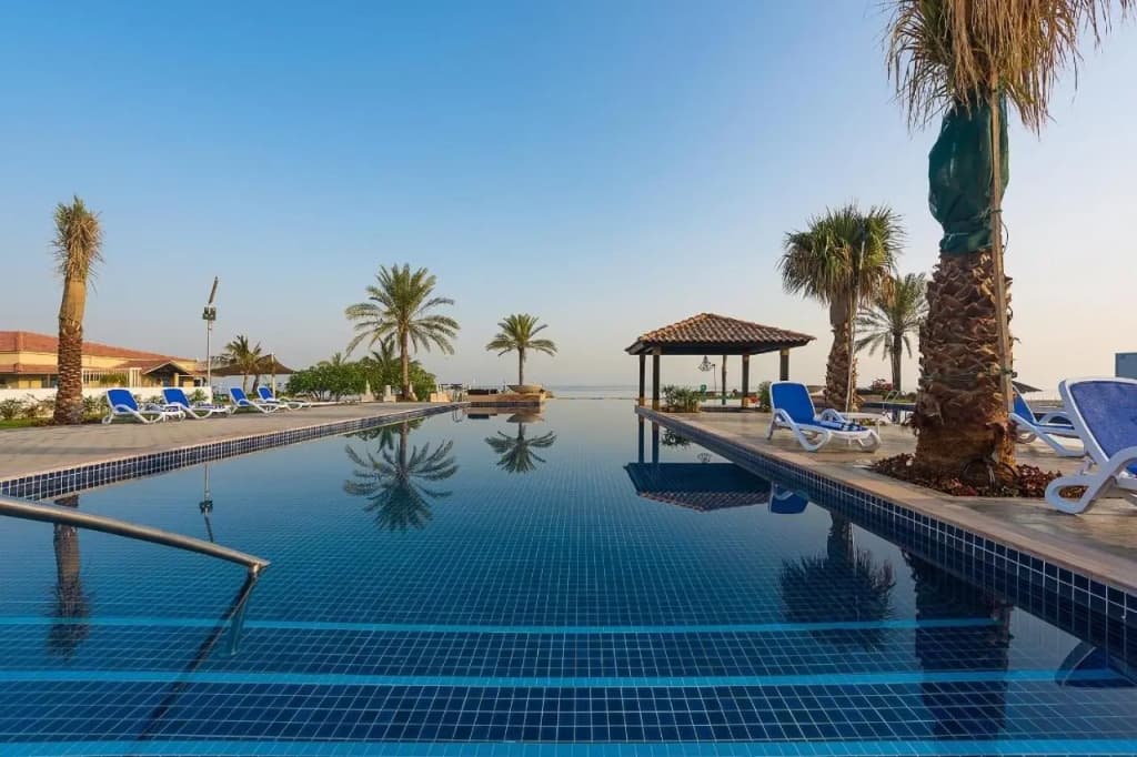 Barracuda Beach Resort - photo 13