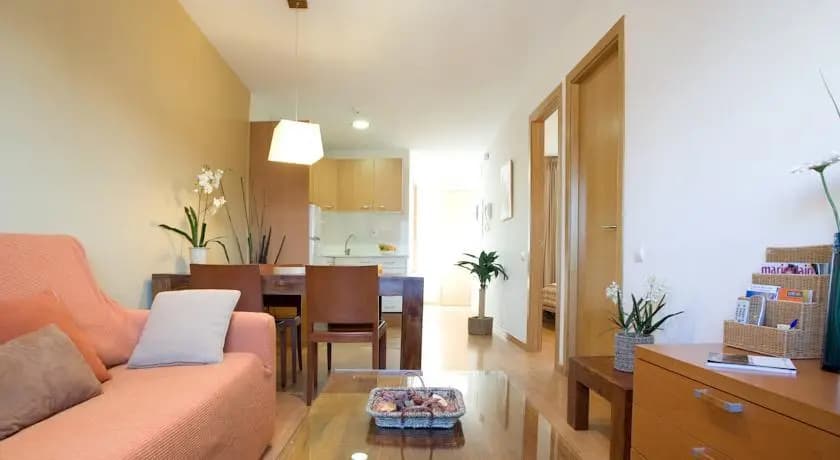 BCN House Apartments - photo 8