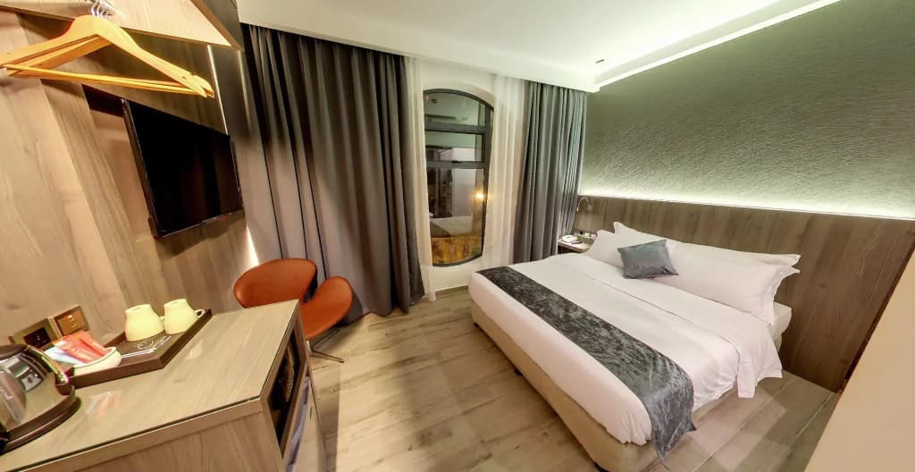 Flora by Crossroads Hotel - photo 5