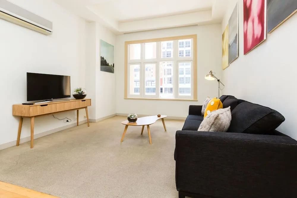 GEM, 1BDR Melbourne Apartment - photo 11