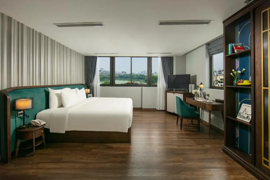 May De Ville Lakeside Hotel - photo 41