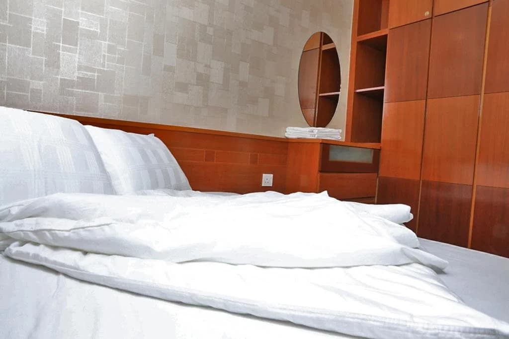 Eden Seaview Condominium I - photo 1