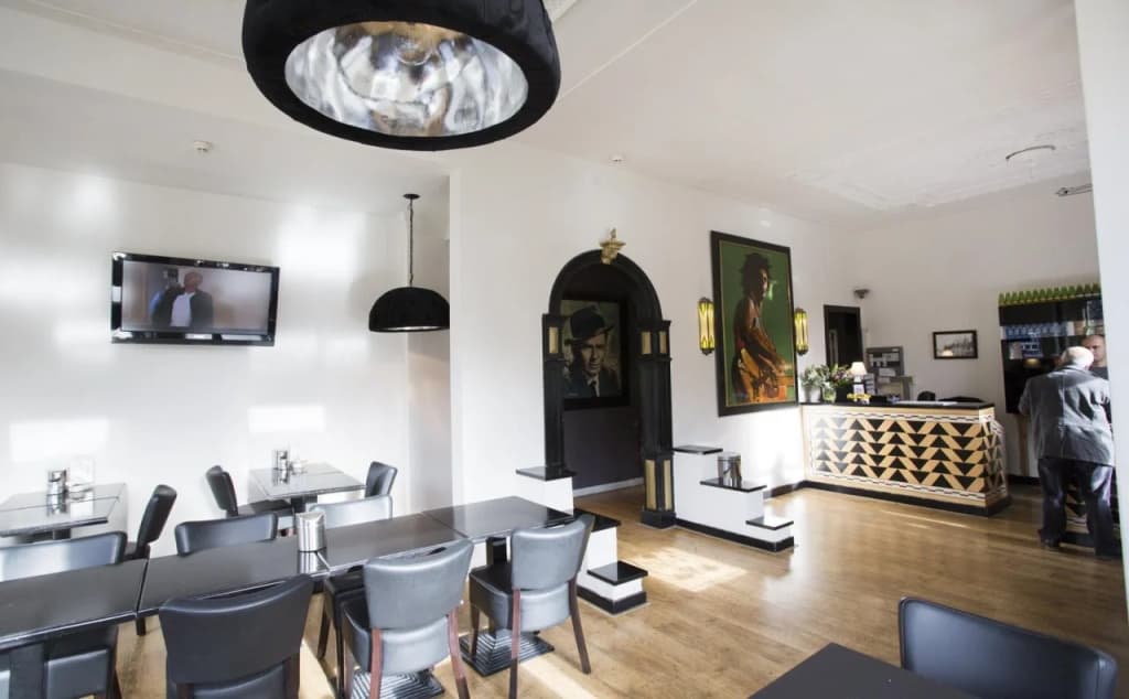 Quentin Canal House Hotel - photo 15