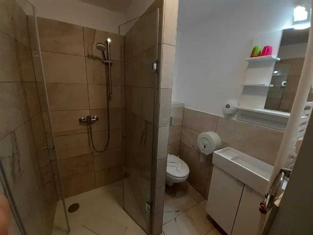 Amber Gardenview Studios - photo 10
