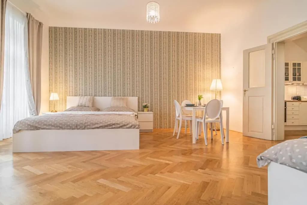 Spacious Apt at Mala Strana, Charles Bridge 3min - photo 7