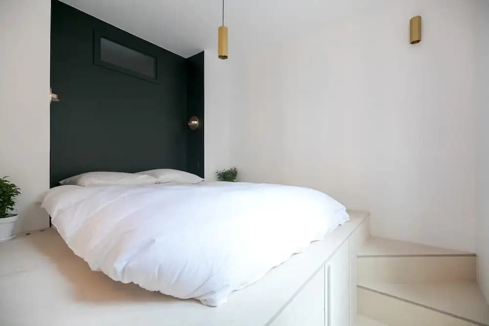 Sumptuous Apartment for 2 - Canal Saint-martin - photo 2