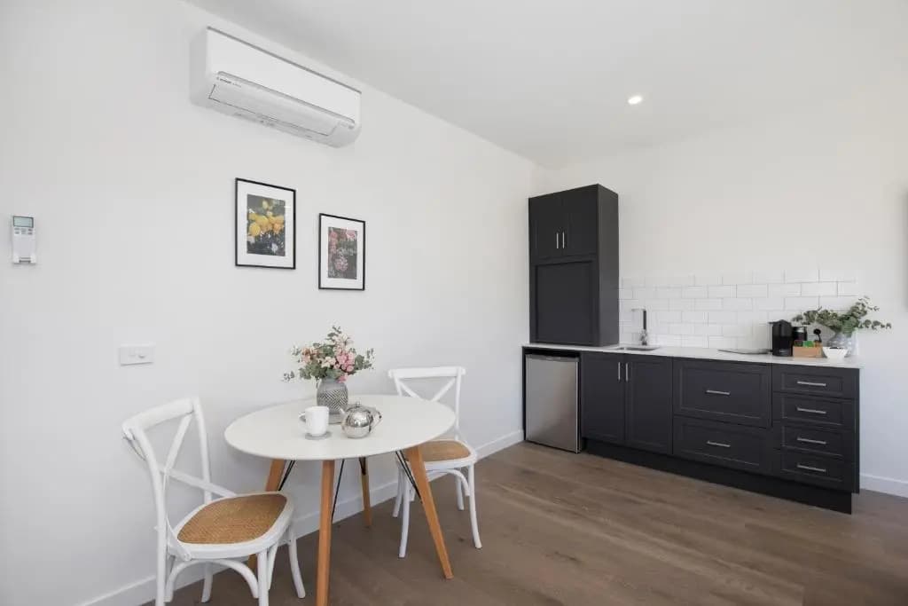 Brooklands Apartments - photo 2