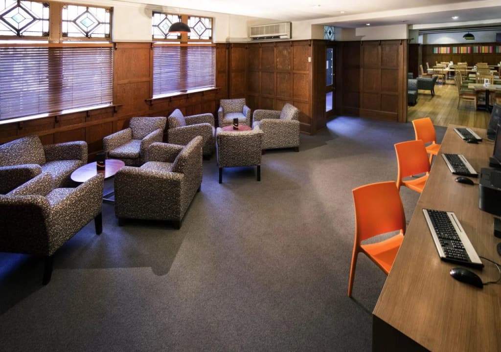 ibis Styles Kingsgate - photo 11