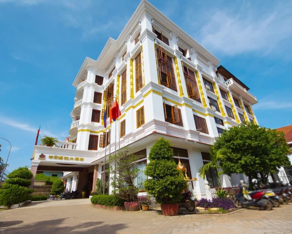 Angkor Year Theme Hotel - photo 1
