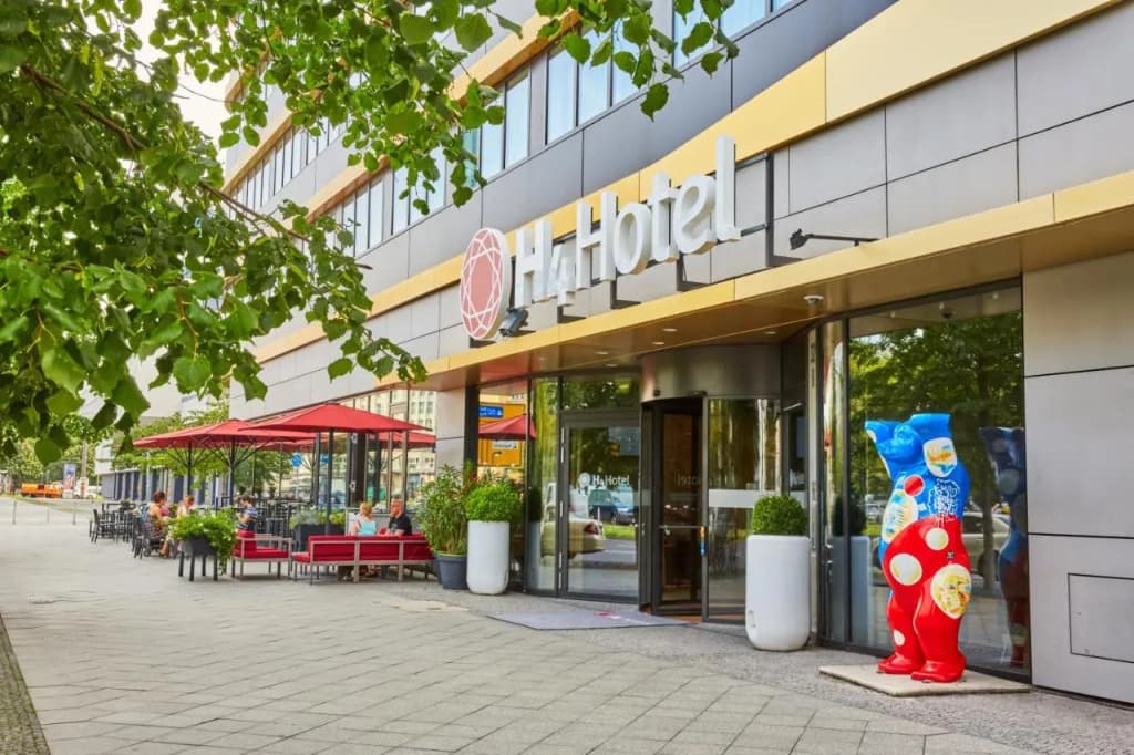 H4 Hotel Berlin Alexanderplatz - photo 25