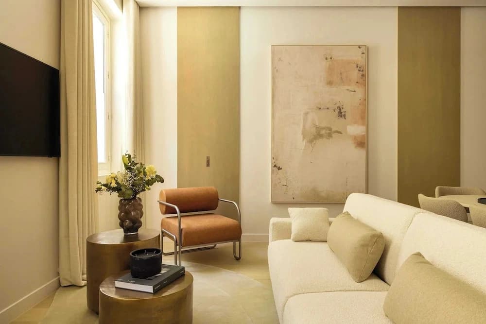 Luxurious Astorg Residence - photo 11