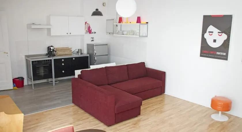 Re Art Flat in Kreuzkolln - photo 3