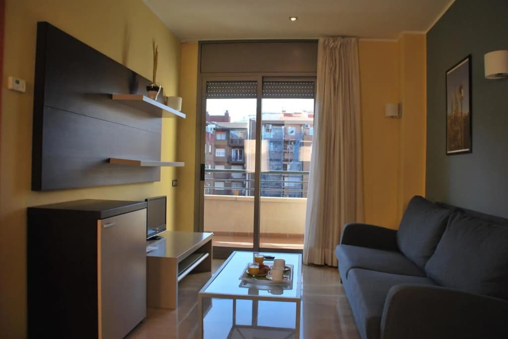 Apartaments Independència - photo 3