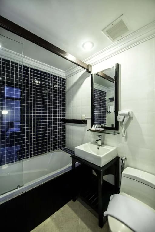 The Sanctuary Residence - photo 10