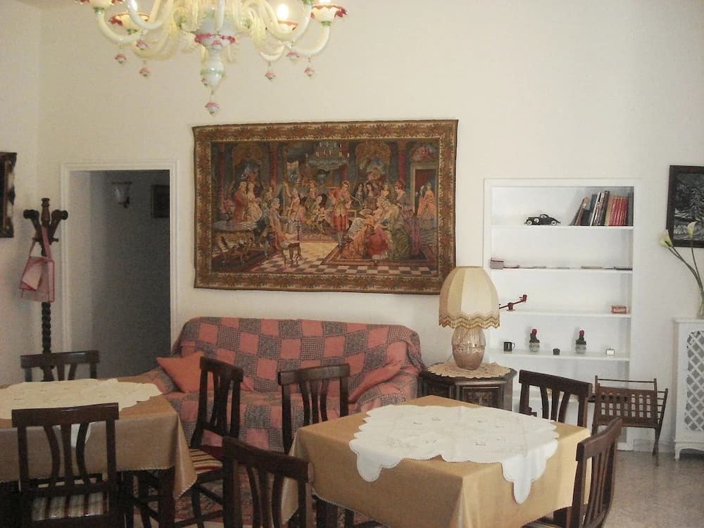 Real Venetians - photo 13
